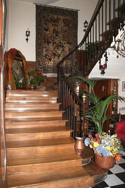 Hotel Le Mont Royal Réalmont Εξωτερικό φωτογραφία